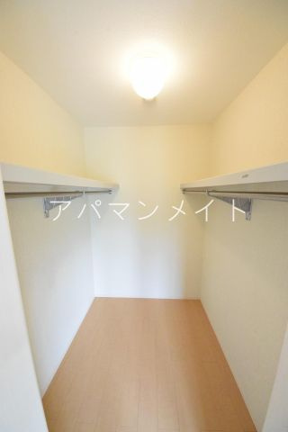 【収納】 | コートロイヤルアネックス | ウォークインクローゼットになります！