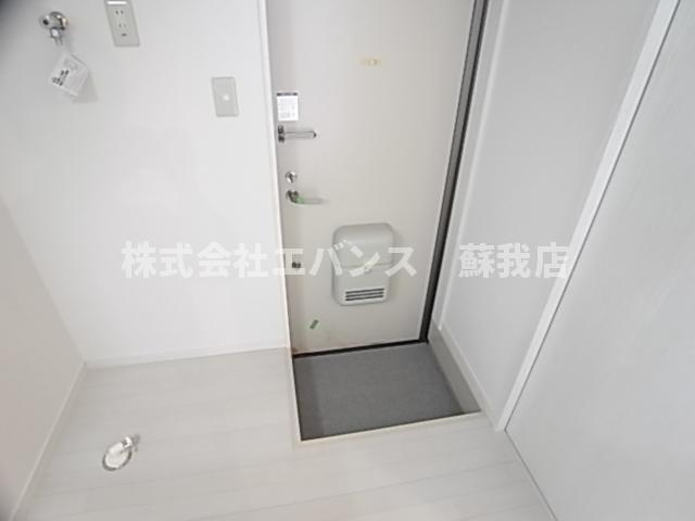 【エントランス】 | フォレストツインハウスII | 落ち着いたエントランスです