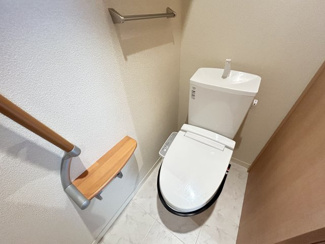 高砂市阿弥陀町阿弥陀のアパートのトイレ|１階の間取りのお写真です