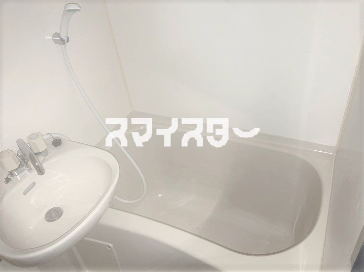 メゾンジュネスの浴室