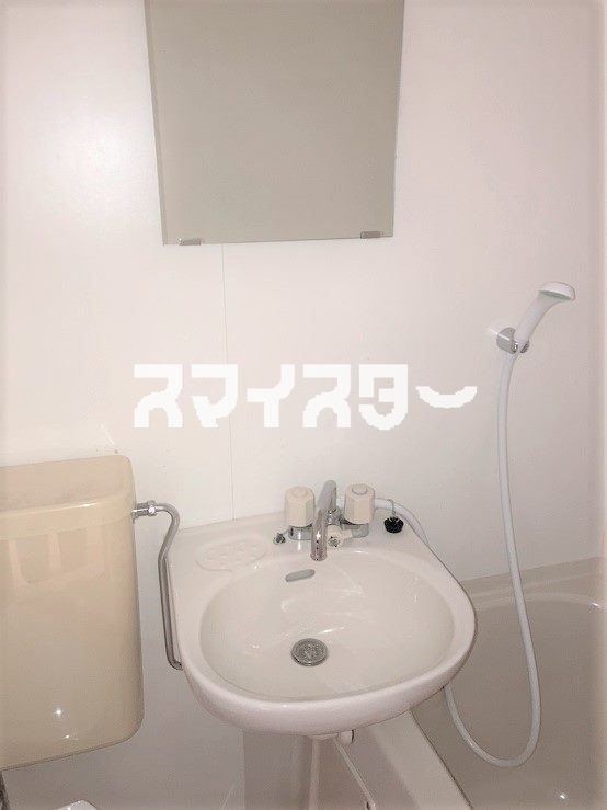 青梅市千ヶ瀬町４丁目の賃貸マンションの洗面所