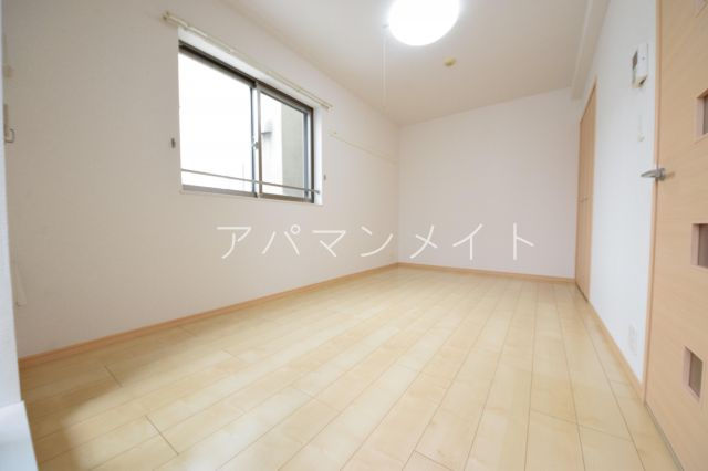 【居間・リビング】 | マロンレジデンス | 戸塚周辺ならアパマンメイトへＬｅｔｓ Ｇｏ ！