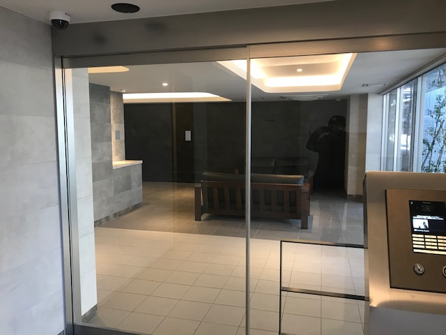 プレサンスジェネ浅草ＥＡＳＴのエントランス