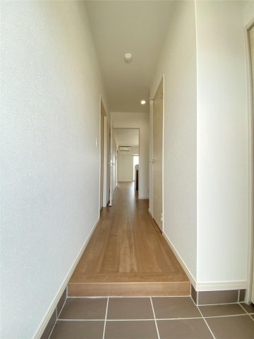 熊本市東区保田窪３丁目の賃貸マンションの玄関