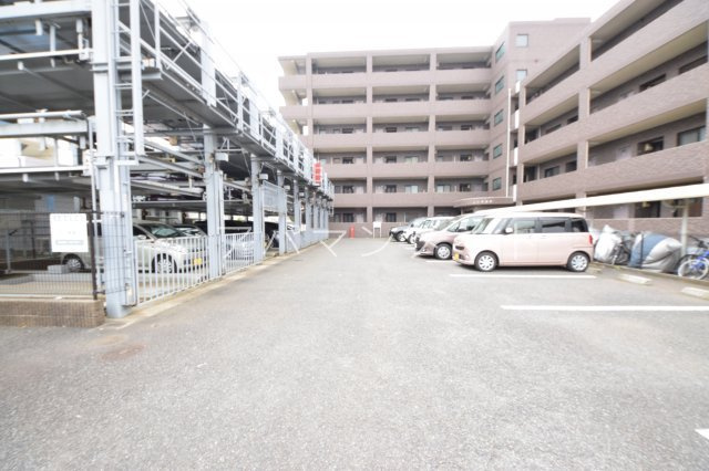 【駐車場】 | エスポワールいずみ野 | 駐車場です