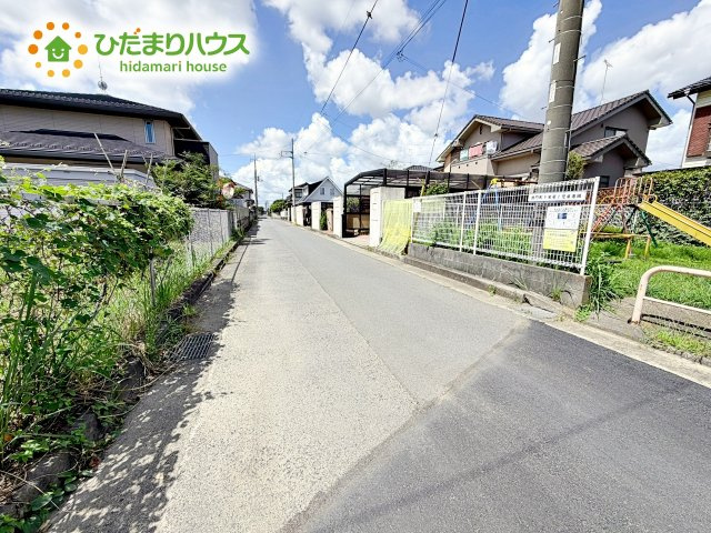 【前面道路含む現地写真】 | 水戸市酒門町16期　新築戸建　1号棟 | 車通りも少ないので運転が苦手な方でも安心して駐車できます