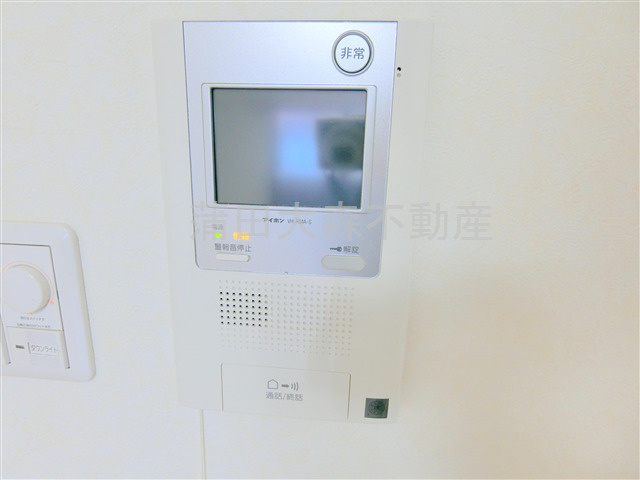 ルーブル東蒲田八番館の設備|TVモニター付オートロック　インタ―ホン