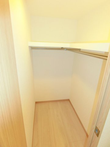 ルーブル東蒲田八番館の収納|大型収納　ウォークインクローゼット