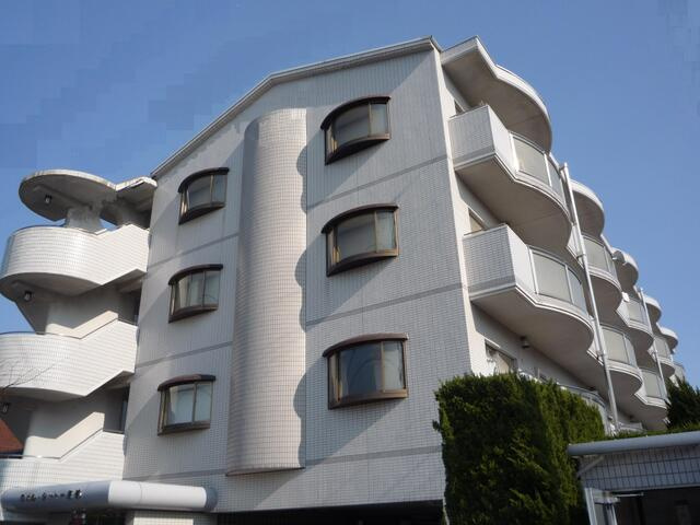 ヴェルシャトー京都の外観