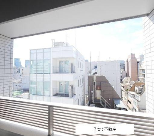 アーバンレジデンス神田富山町のバルコニー