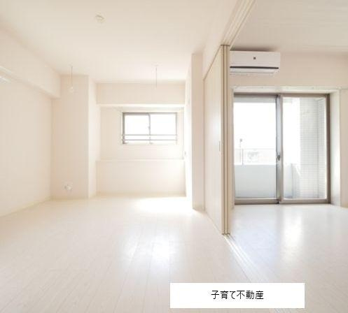 アーバンレジデンス神田富山町の居間・リビング