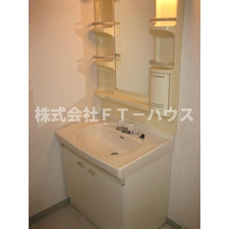 プライムシティ行徳の独立洗面台