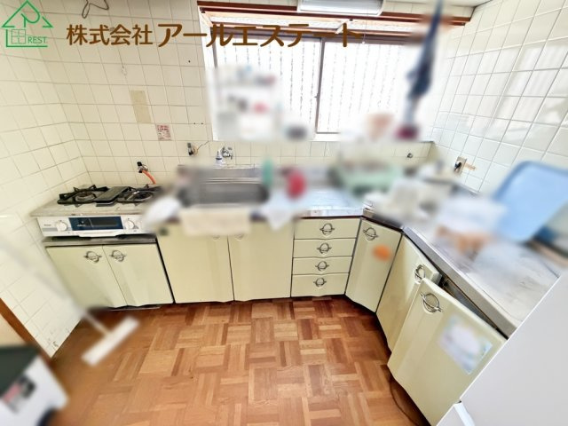 高砂市阿弥陀町魚橋　　中古戸建のキッチン