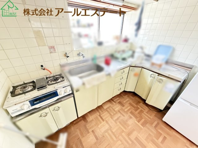 高砂市阿弥陀町魚橋　　中古戸建のキッチン
