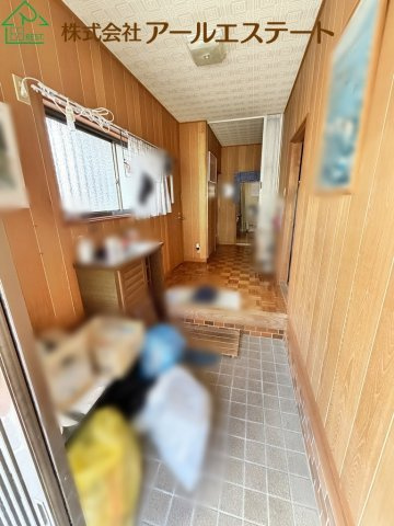 高砂市阿弥陀町魚橋　　中古戸建の玄関