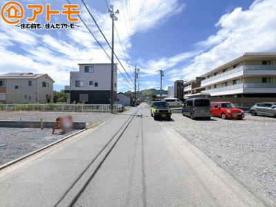 【前面道路含む現地写真】 | 清水区蜂ヶ谷　新築戸建　全1棟
