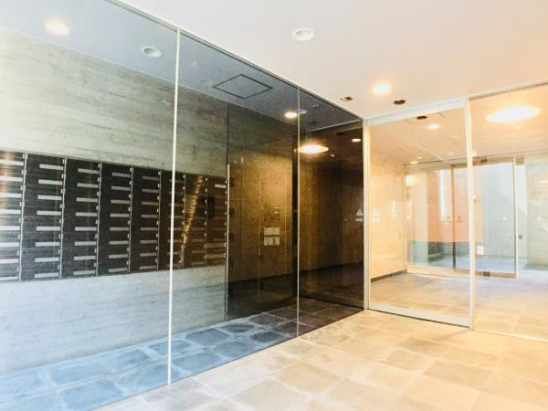 Ｃｏｕｒｓのエントランス|建物の内部です