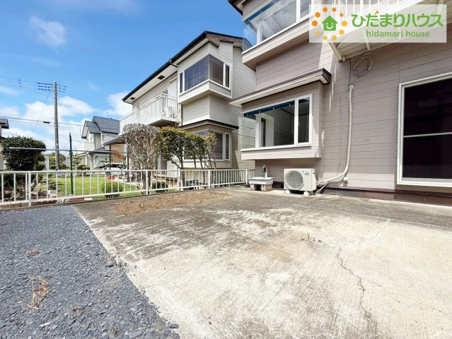 常陸太田市大森町　中古戸建の庭|お子様の元気なお外遊びも、自宅のお庭なら安心ですね(^^♪