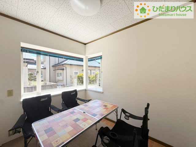 常陸太田市大森町　中古戸建の居間・リビング|南向きのリビングではぽかぽかの日差しが感じられます☆彡