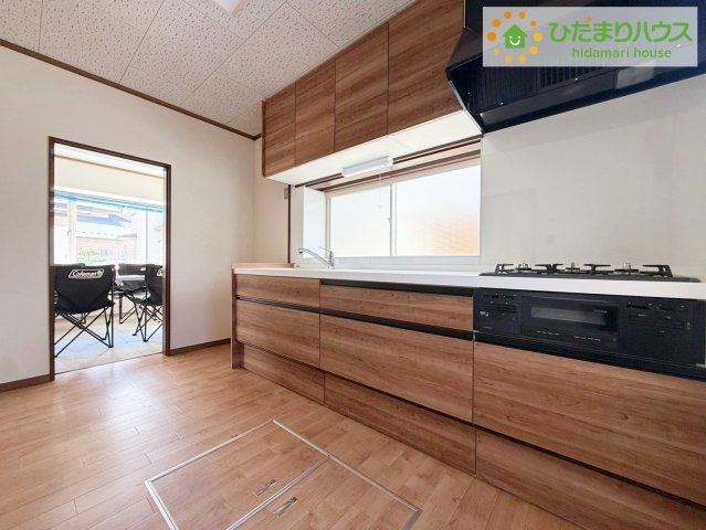 常陸太田市大森町　中古戸建のキッチン|3口コンロでお料理する時間も短くなりそうですね(*‘∀‘)