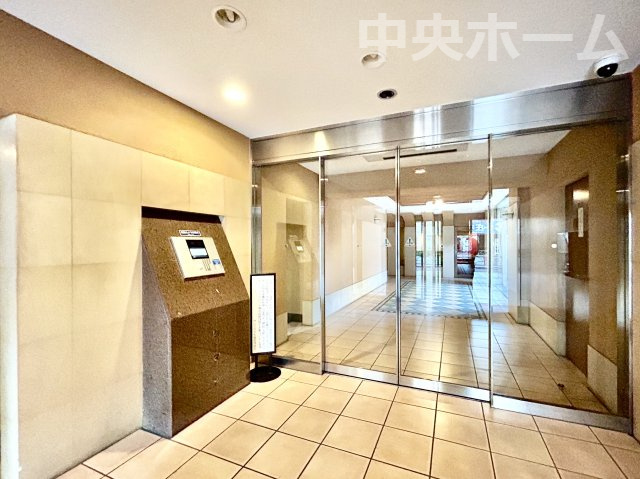 サンクタス大島の防犯設備|【オートロック】オートロックシステムでセキュリティ充実。当たり前ですが、安全で安心して暮らすのって大事ですよね。お探しのご条件でオートロック付きの物件を探す方も多いですがやはりセキュリティは大事です。