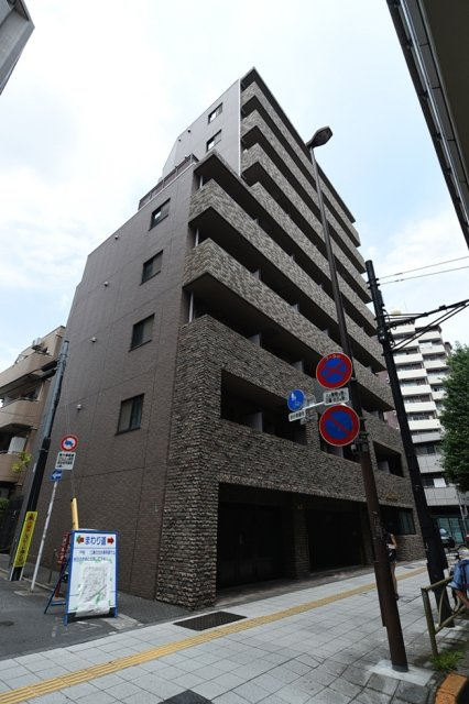フェニックス三軒茶屋の外観|外観は落ち着いています