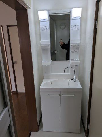 メゾンマルスの洗面所|洗面台新規交換いたしました