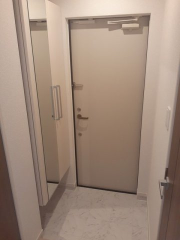 ユアーズの玄関|収納もある玄関です