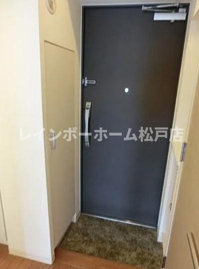 アーク松戸セントラルパークの玄関|シンプルで使いやすい玄関です