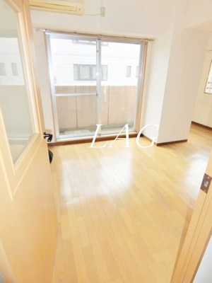 【居間・リビング】 | グランドベル | 洋室のお部屋です。