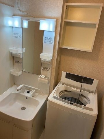 レオネクストハイツサングリーンの内装|独立洗面台
