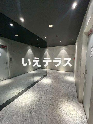 S-RESIDENCE神戸元町のロビー