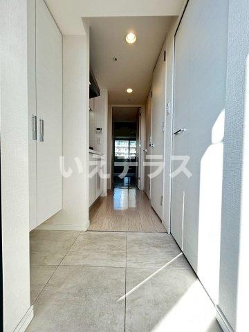 S-RESIDENCE神戸元町の玄関