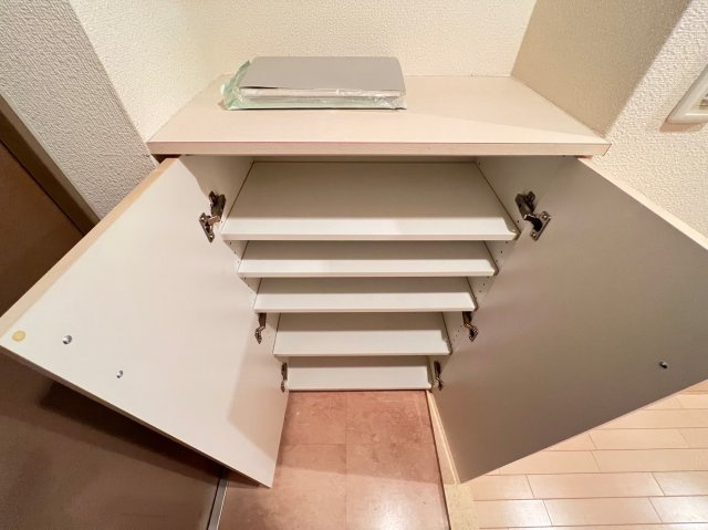 エス・キュート上本町イーストの収納