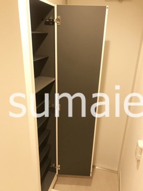 リブリ・プランドール大宮の収納|シューズボックス。