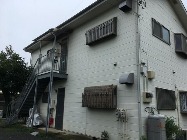 関屋ハイツの外観