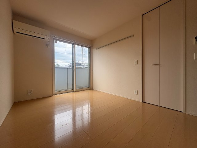 下石原３丁目戸建の居間・リビング