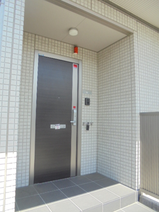 下石原３丁目戸建のエントランス