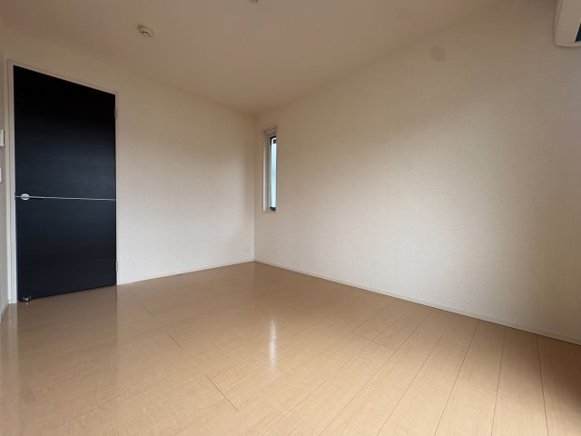 下石原３丁目戸建の居間・リビング