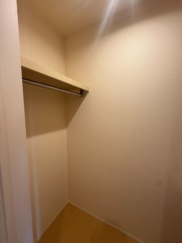 下石原３丁目戸建の収納