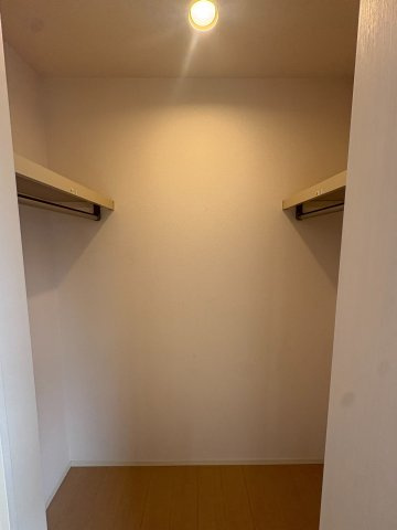 下石原３丁目戸建の収納