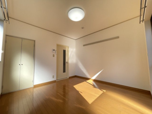 同物件別号室・角部屋ではありません