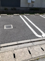 駐車場に車を止められます