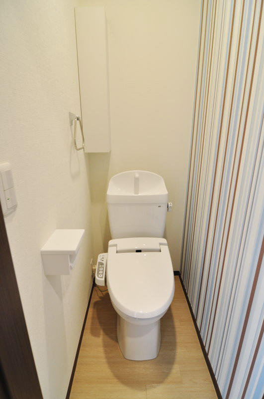 コンパクトで使いやすいトイレです