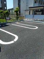 車をお持ちの方に嬉しい駐車場付きの物件です