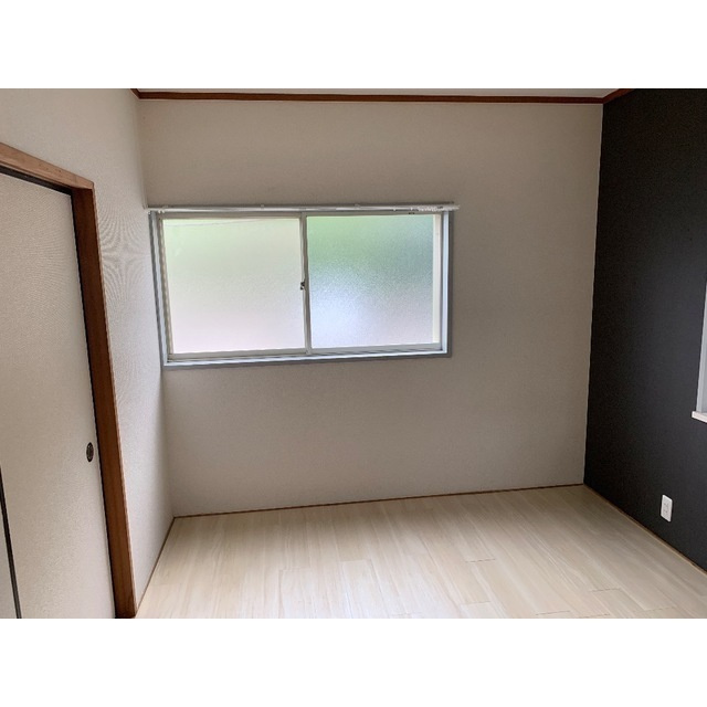 こちらのリビングで趣味の時間をお楽しみください