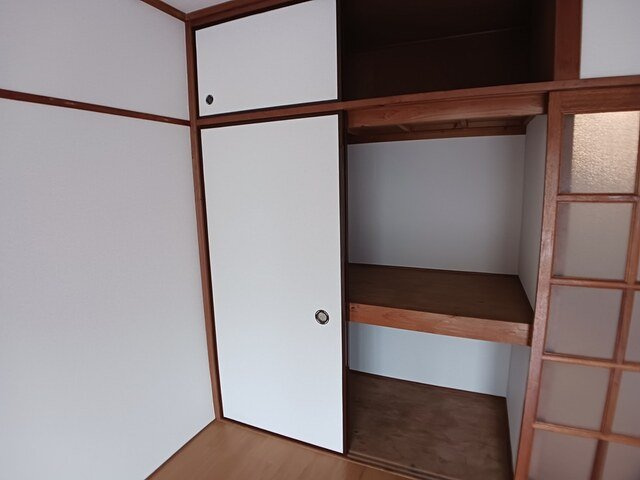 たっぷりとした収納スペースです