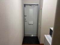 落ち着いた玄関です