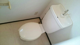 ゆったりとした空間のトイレです