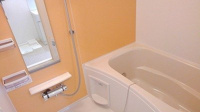 日々の疲れを癒すお風呂付です